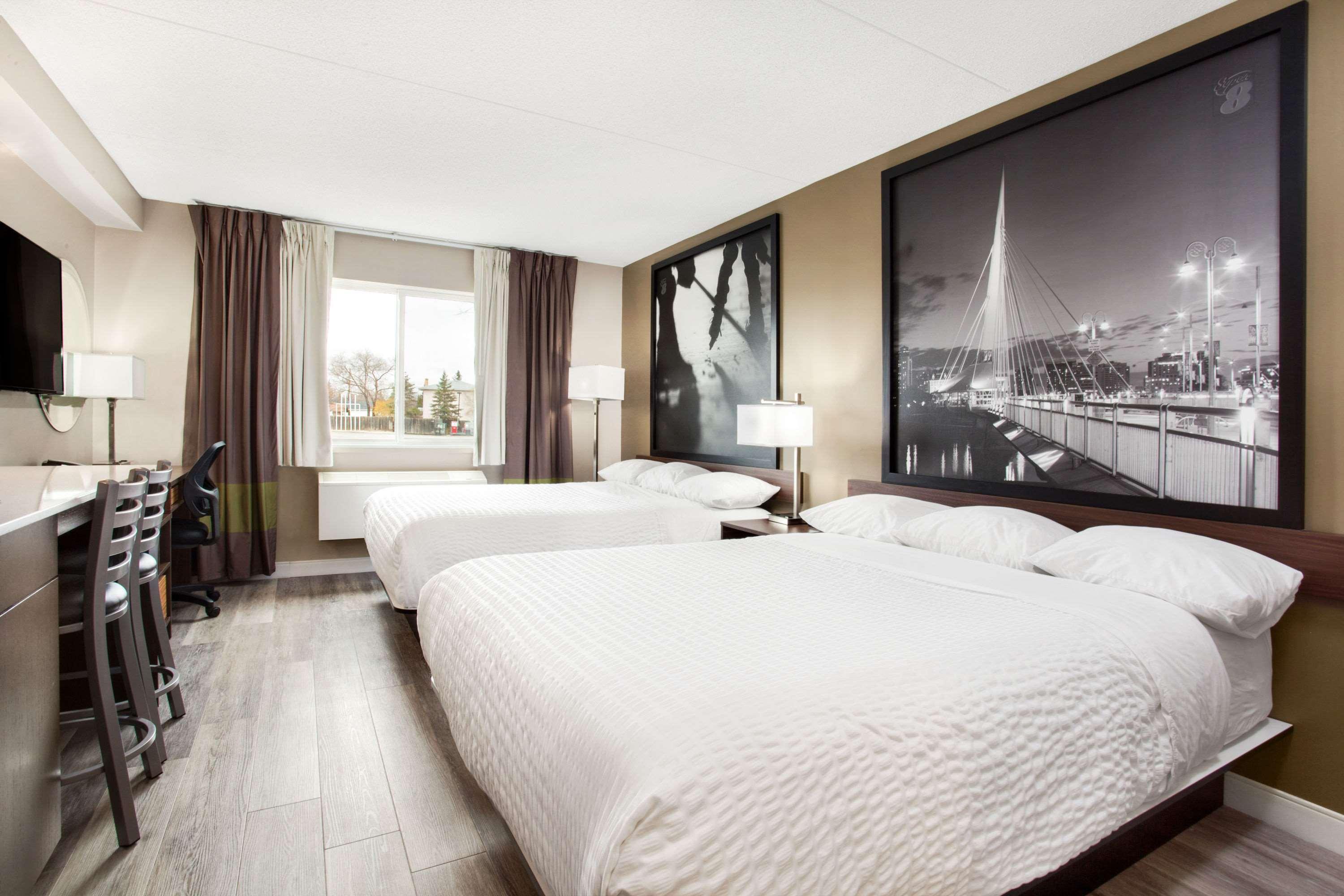 Super 8 by Wyndham Winnipeg West Eksteriør bilde