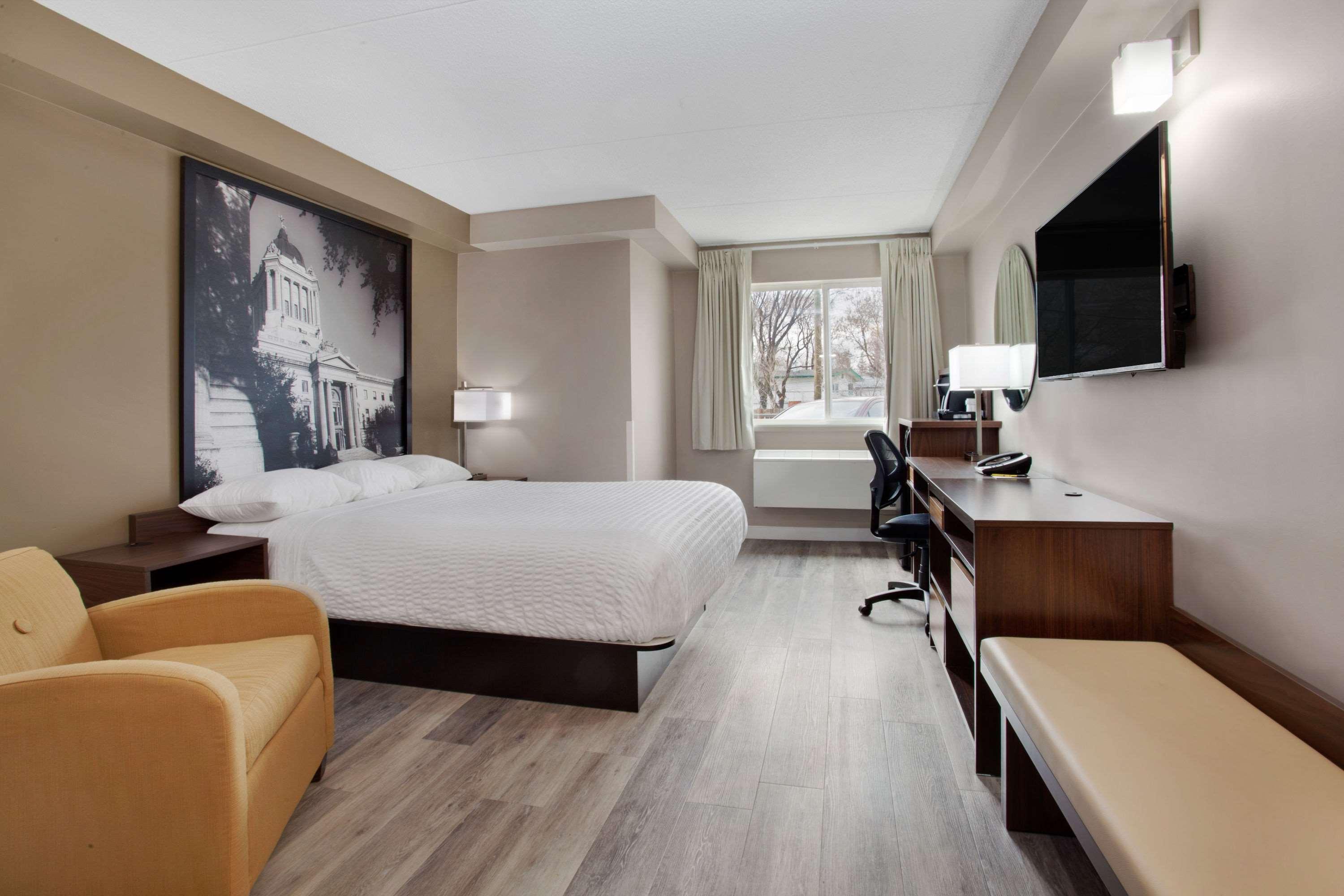 Super 8 by Wyndham Winnipeg West Eksteriør bilde