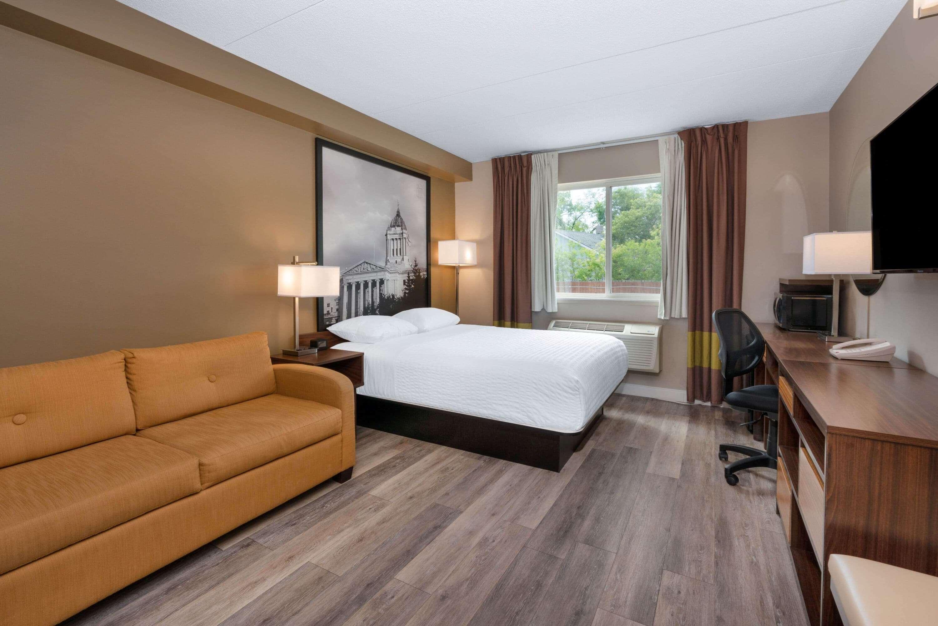 Super 8 by Wyndham Winnipeg West Eksteriør bilde